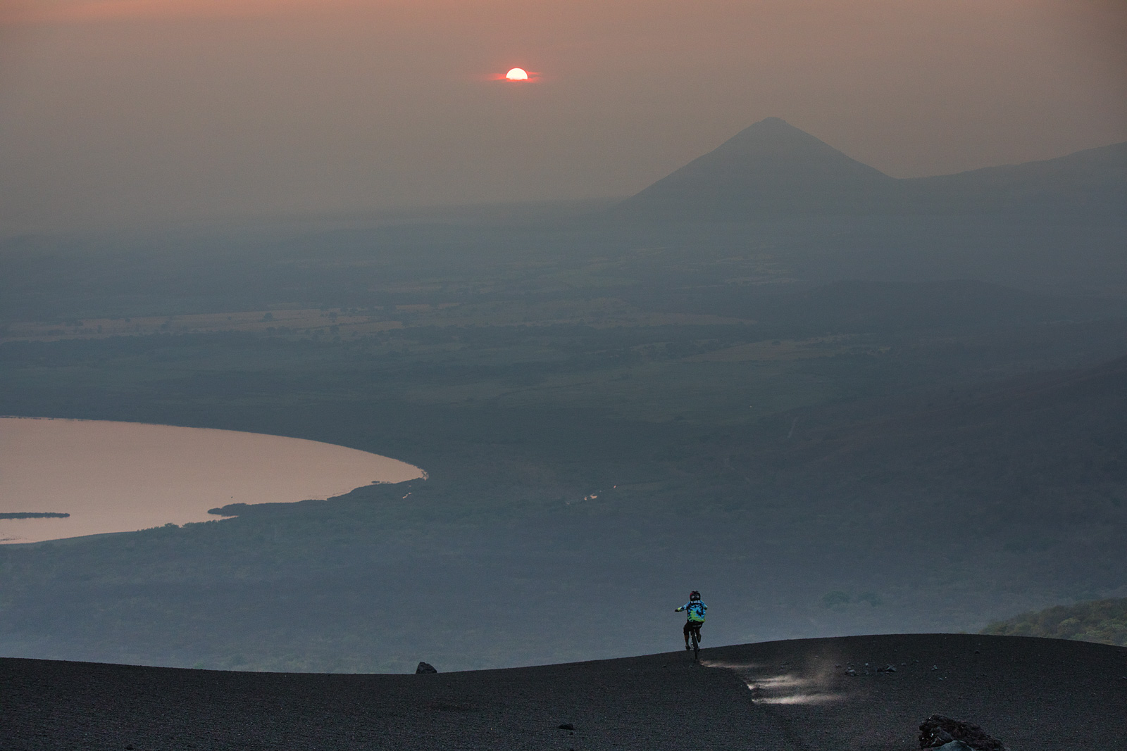Volcanico mountain bike for Schwalbe and Flor De Cana by Boston based sports photographer Brian Nevins